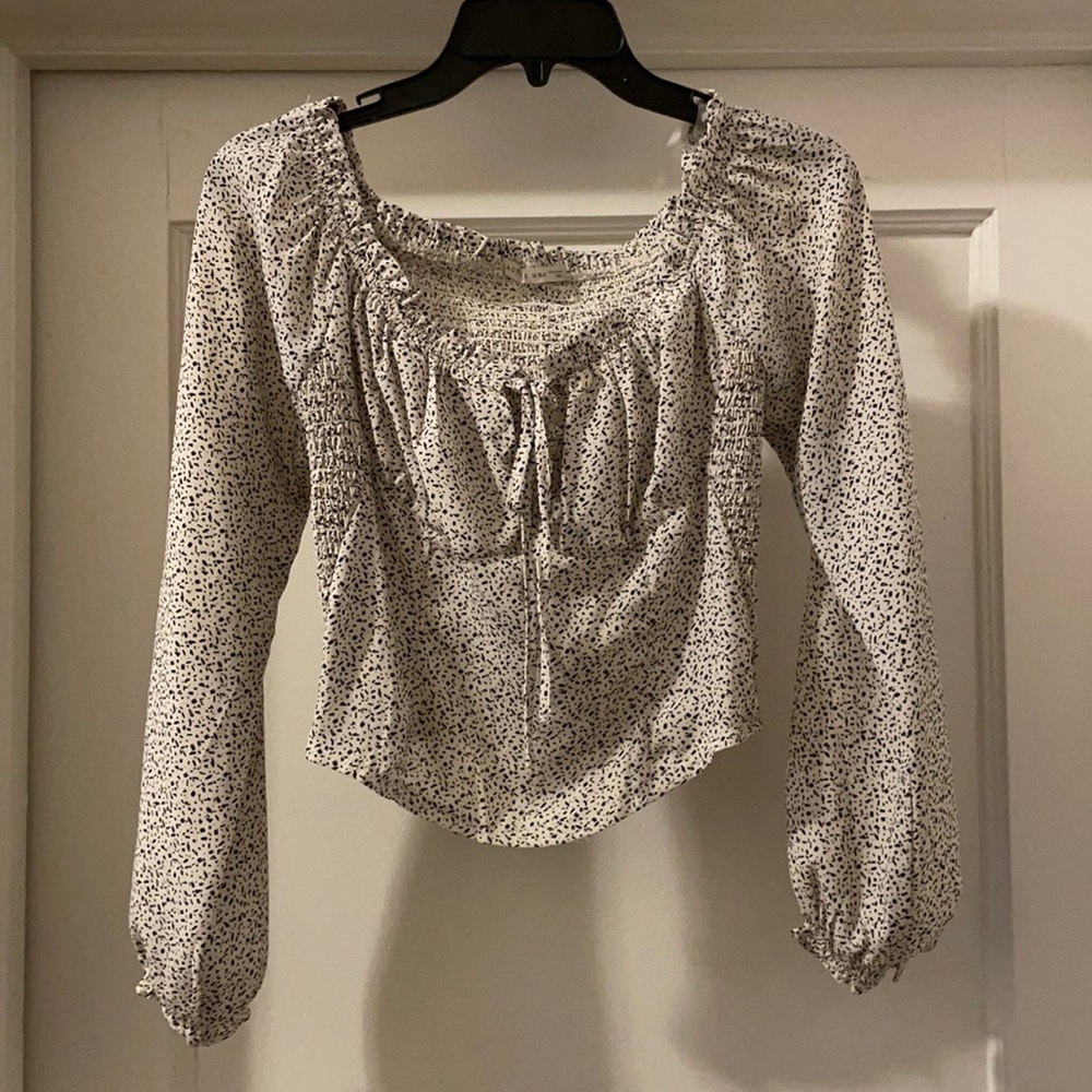 Active USA Cream Black Speckled Off the Shoulder Tie Smocked Top!